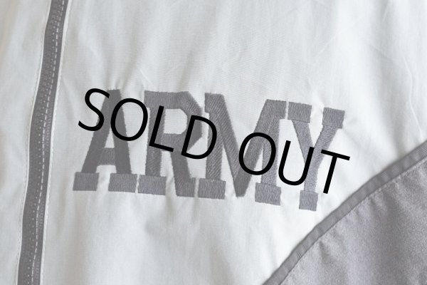 画像8: 2000s US.ARMY IPFU ナイロントレーニングジャケット  表記MEDIUM-LONG  (8)