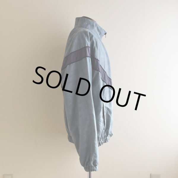 画像2: 2000s US.ARMY PFU ナイロントレーニングジャケット  "全面ACU迷彩リフレクト"  表記MEDIUM-REGULAR  (2)