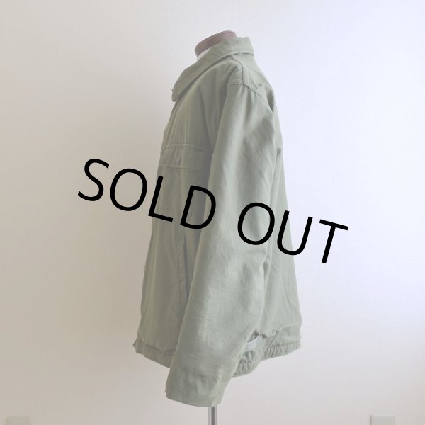 画像4: 1970s〜 US.NAVY A-2デッキジャケット　 実寸XL  (4)