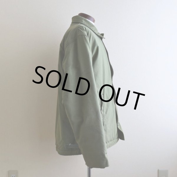 画像2: 1970s US.NAVY A-2デッキジャケット  "バックステンシル"  表記LARGE(42-44)  (2)