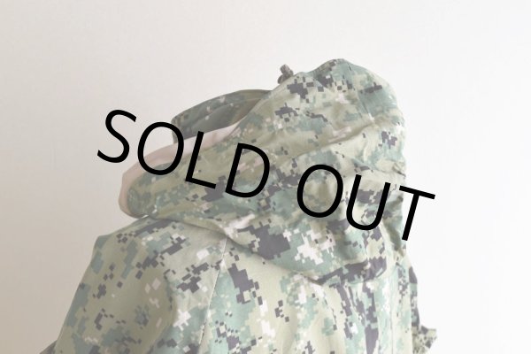 画像22: 2010s US.NAVY NWU ゴアテックスパーカー　  "TYPE3 AOR2"　 表記SMALL-SHORT  (22)