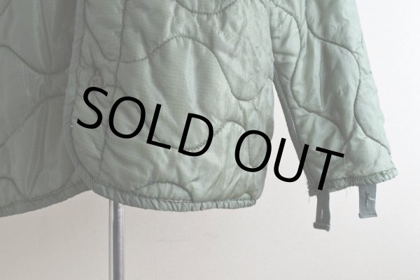 画像8: 2000s US.ARMY M-65 キルティングライナージャケット  表記LARGE  (8)