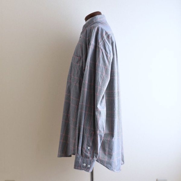 画像4: 1990s TOMMY HILFIGER ボタンダウンシャツ  表記XL  (4)