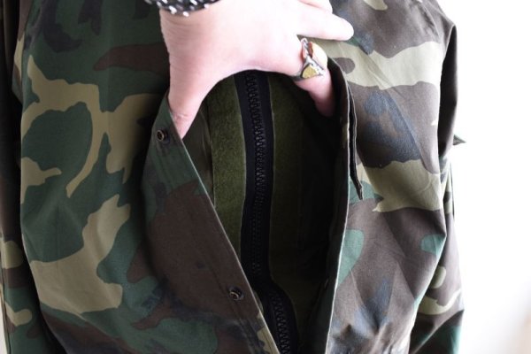 画像13: 1990s US.ARMY ECWCS GEN1 ゴアテックスパーカー  表記MEDIUM-REGULAR  (13)