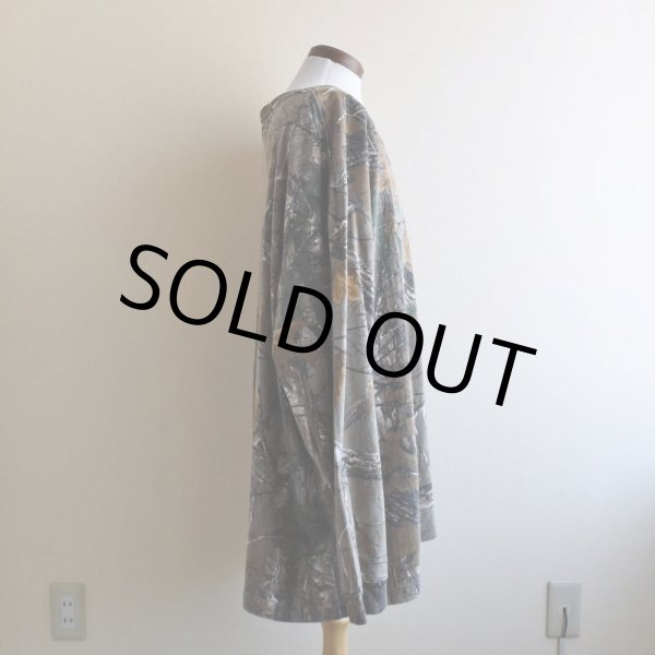 画像2: Carhartt L/SポケットTシャツ  "リアルツリーカモ"  表記3XL  (2)