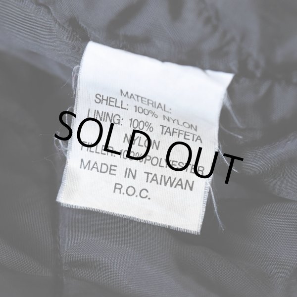 画像9: 1990s McDonald's 中綿ナイロンジャケット　 表記XL  (9)