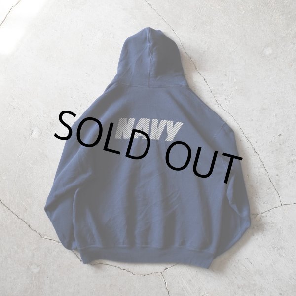 画像2: US.NAVY スウェットパーカー　 "MADE IN USA"　 表記L  (2)