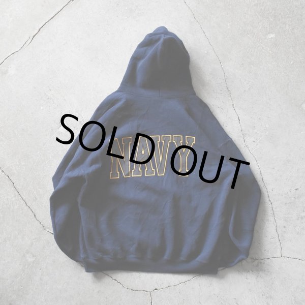 画像2: US.NAVY スウェットパーカー　 "MADE IN USA"　 表記XL  (2)