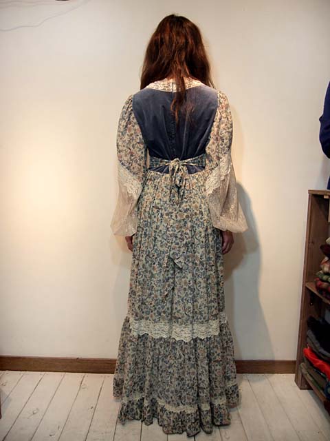 gunne sax？花柄えんじワンピース