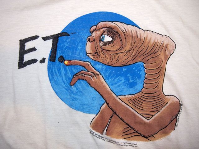 1980s?E.T.?映画Tシャツ