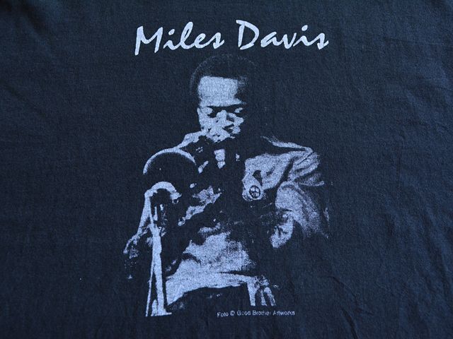 1990s Miles Davis Tシャツ 表記XL - 古着屋HamburgCafe